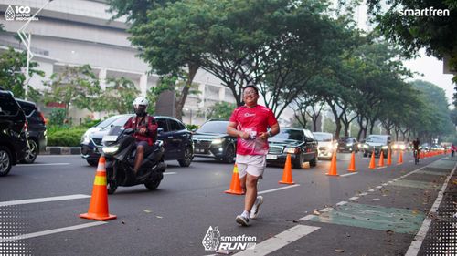 Race photo from Smartfren Run 2025 