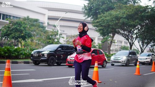 Race photo from Smartfren Run 2025 