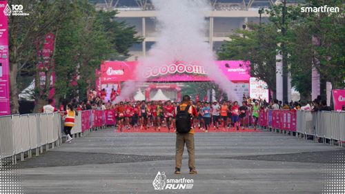 Race photo from Smartfren Run 2025 