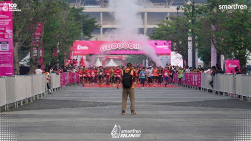 Race photo from Smartfren Run 2025 