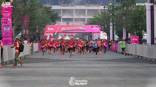 Race photo from Smartfren Run 2025 