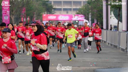 Race photo from Smartfren Run 2025 