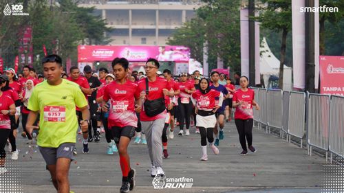Race photo from Smartfren Run 2025 