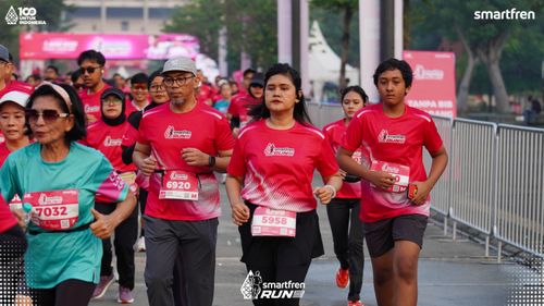 Race photo from Smartfren Run 2025 