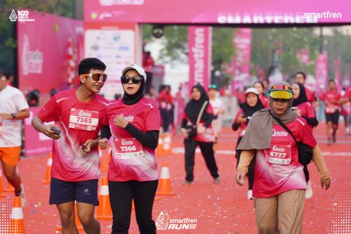 Race photo from Smartfren Run 2025 