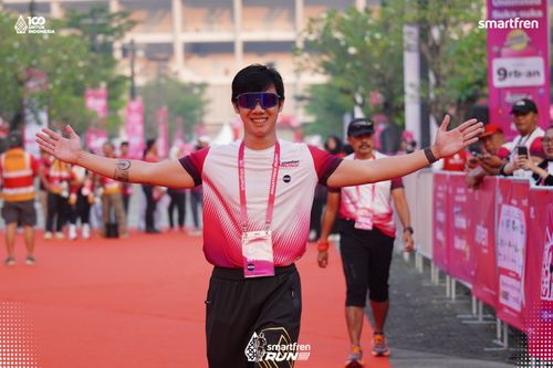Race photo from Smartfren Run 2025 