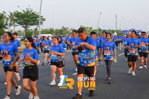 Race photo from ISOPLUS RUN 2025 - JAKARTA