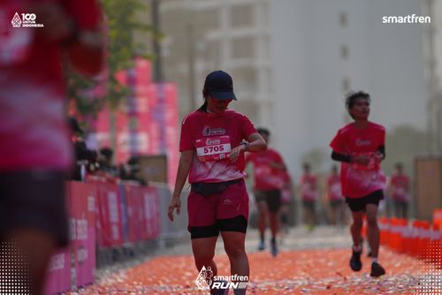 Race photo from Smartfren Run 2025 