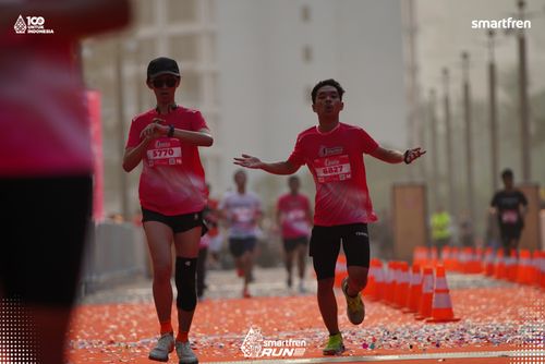 Race photo from Smartfren Run 2025 