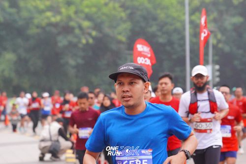 Race photo from ONE RUN 10 K