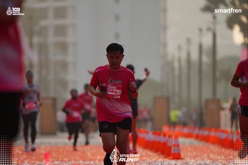 Race photo from Smartfren Run 2025 