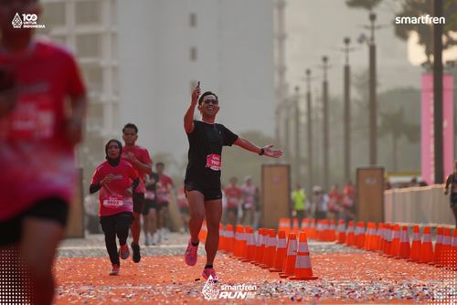Race photo from Smartfren Run 2025 