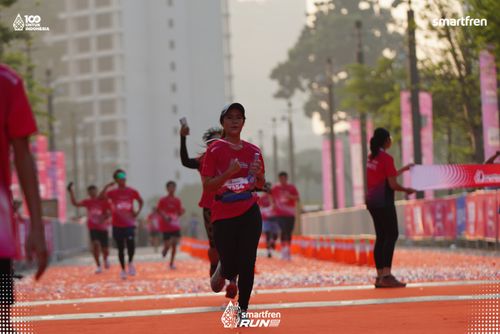 Race photo from Smartfren Run 2025 