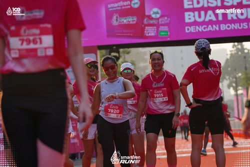 Race photo from Smartfren Run 2025 