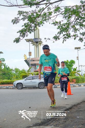 Race photo from Arutmin Borneo Run 2024