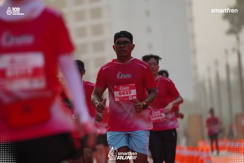 Race photo from Smartfren Run 2025 