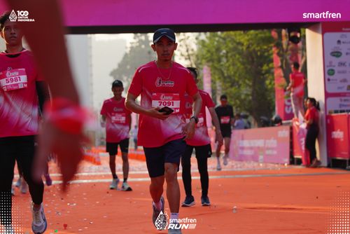 Race photo from Smartfren Run 2025 