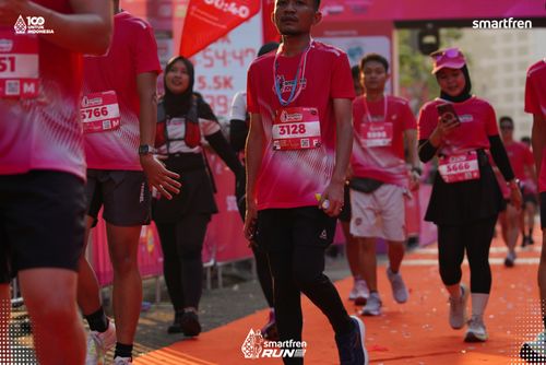 Race photo from Smartfren Run 2025 