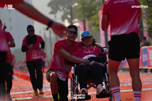 Race photo from Smartfren Run 2025 