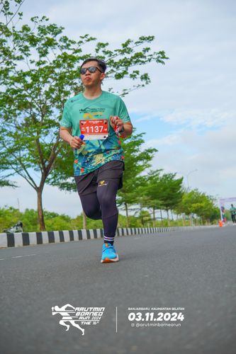 Race photo from Arutmin Borneo Run 2024
