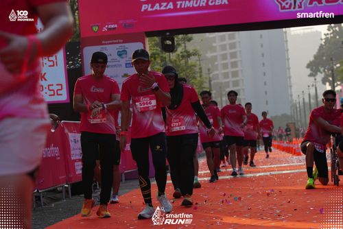Race photo from Smartfren Run 2025 