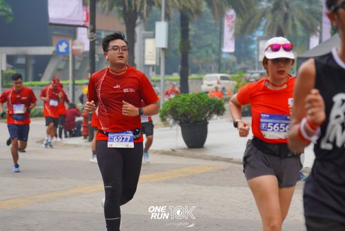 Race photo from ONE RUN 10 K