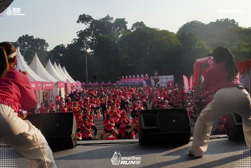 Race photo from Smartfren Run 2025 
