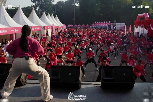 Race photo from Smartfren Run 2025 