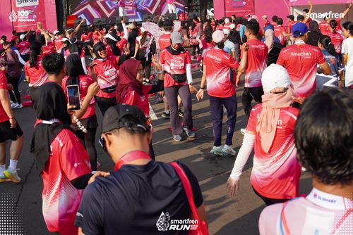 Race photo from Smartfren Run 2025 