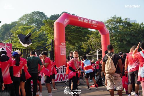 Race photo from Smartfren Run 2025 