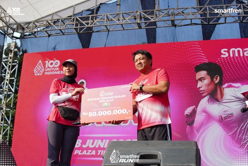 Race photo from Smartfren Run 2025 