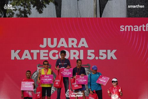 Race photo from Smartfren Run 2025 
