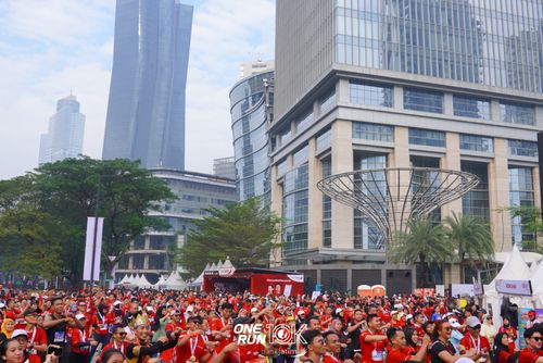 Race photo from ONE RUN 10 K