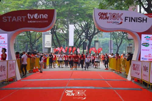 Race photo from ONE RUN 10 K