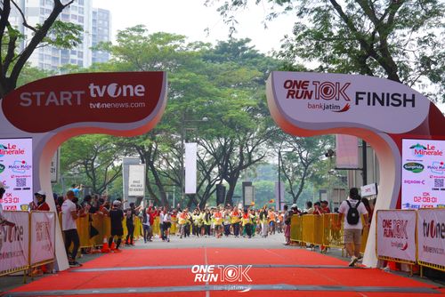 Race photo from ONE RUN 10 K