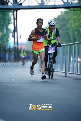 Race photo from SURABAYA ISOPLUS MARATHON 2025
