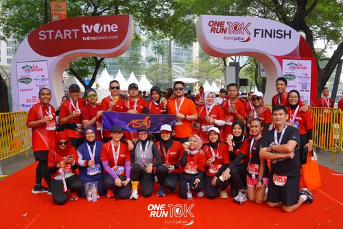 Race photo from ONE RUN 10 K