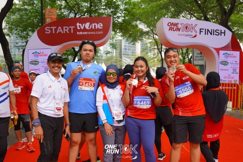 Race photo from ONE RUN 10 K