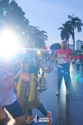 Race photo from Smartfren Run 2024