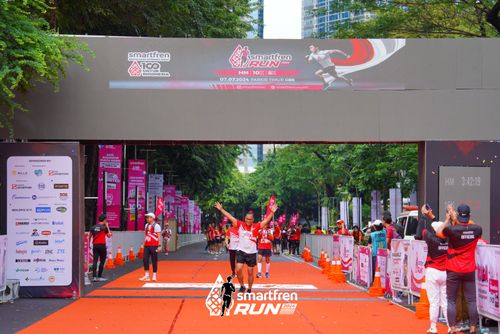 Race photo from Smartfren Run 2024