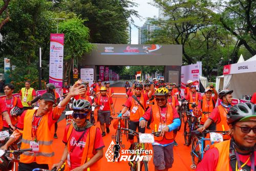 Race photo from Smartfren Run 2024