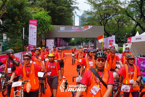 Race photo from Smartfren Run 2024