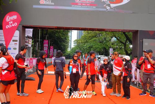 Race photo from Smartfren Run 2024