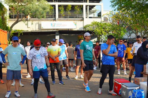 Race photo from Shake Out Run Jabar 10K