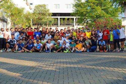 Race photo from Shake Out Run Jabar 10K