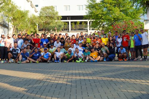 Race photo from Shake Out Run Jabar 10K