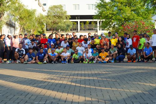 Race photo from Shake Out Run Jabar 10K