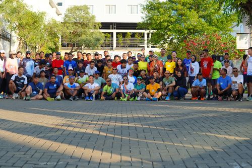 Race photo from Shake Out Run Jabar 10K