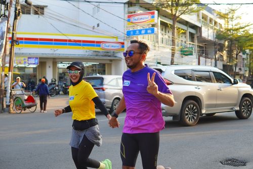 Race photo from Shake Out Run Jabar 10K