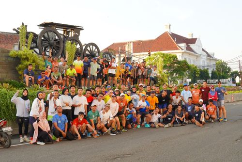 Race photo from Shake Out Run Jabar 10K
